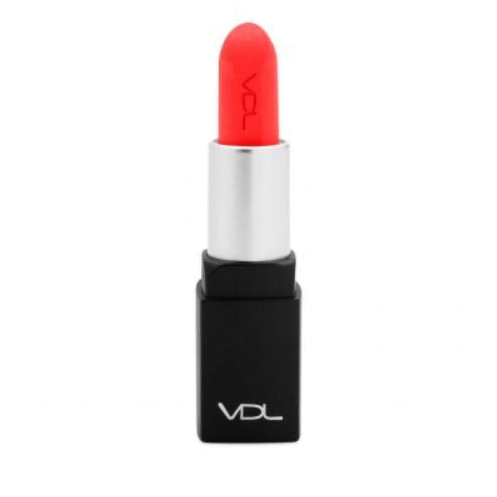 Vibrant Avon VDL Lipstick in Ja’red